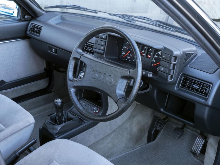 Торпедо Audi 90 (B2) 1984 года  (UK) (фото 6 из 12)